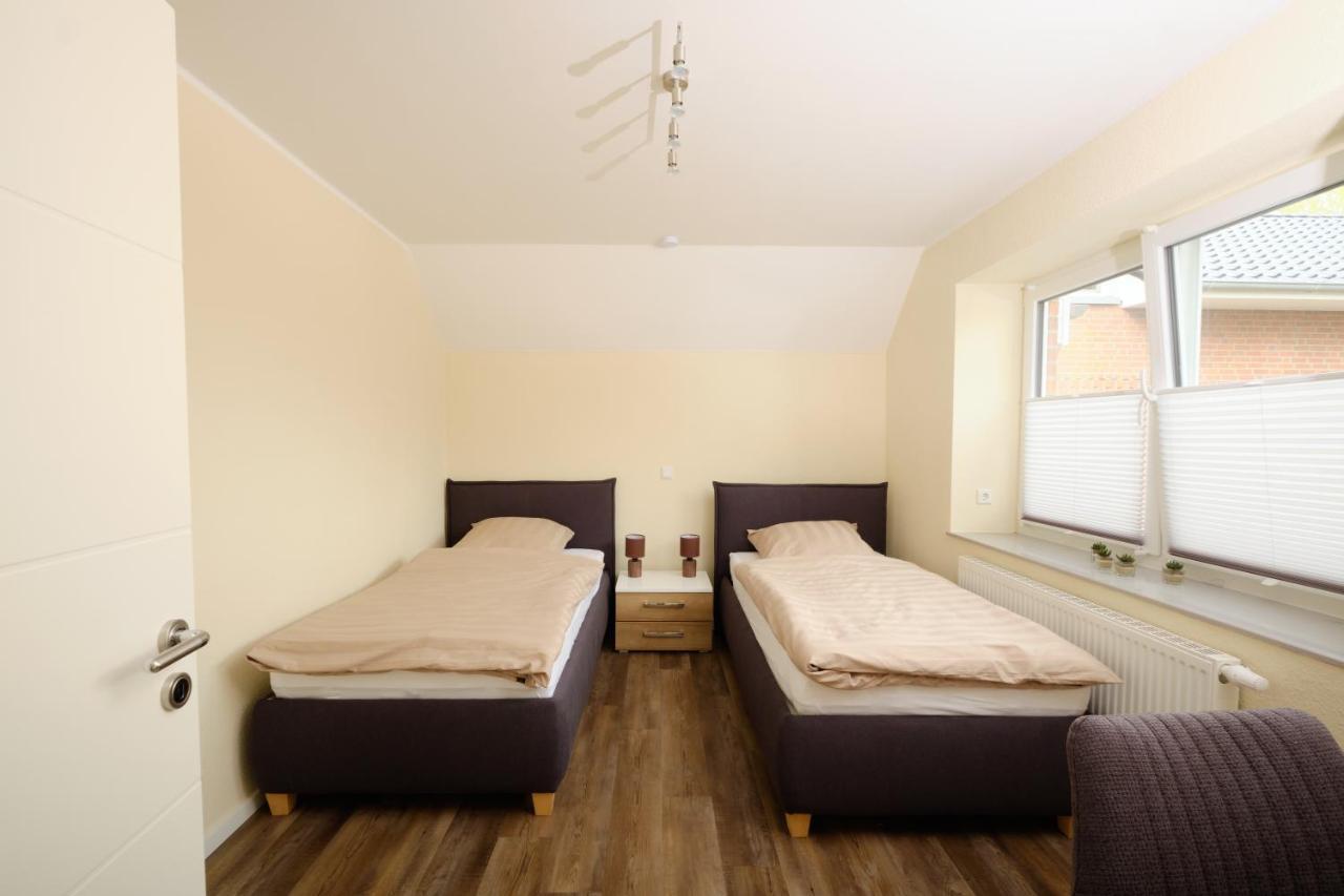 Ferienwohnung Schwarting Wiefelstede المظهر الخارجي الصورة